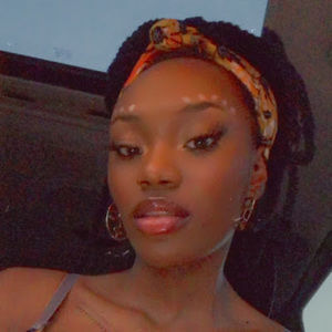 Meet your Posher, Samia